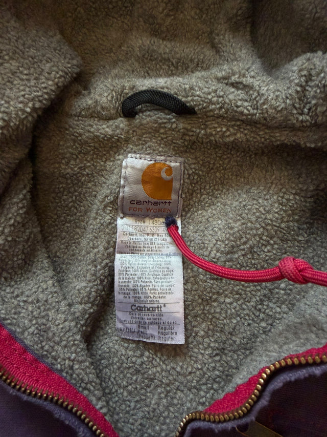 SCARLETT RED HOODED DETROIT