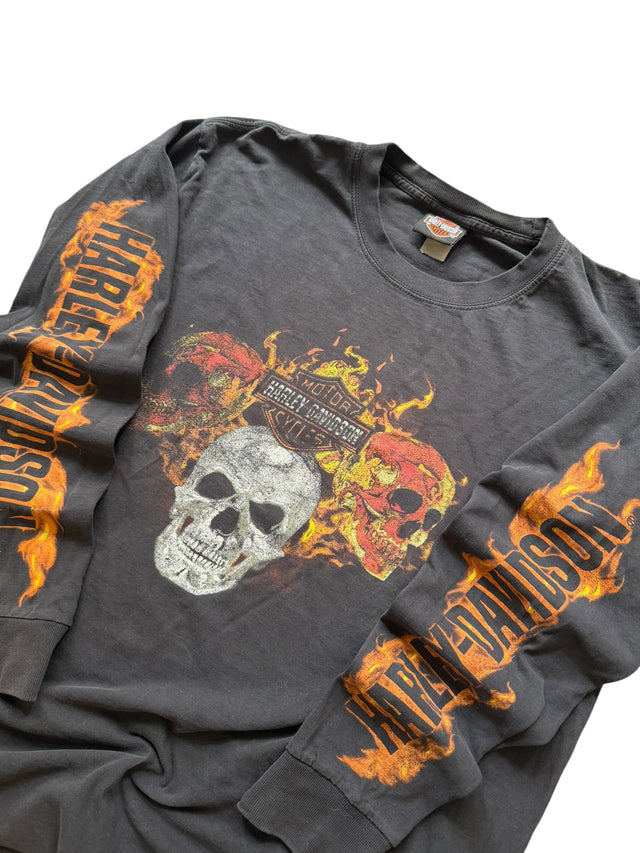 Vintage Distressed Harley Davidson Three Skulls Flame Long Sleeve