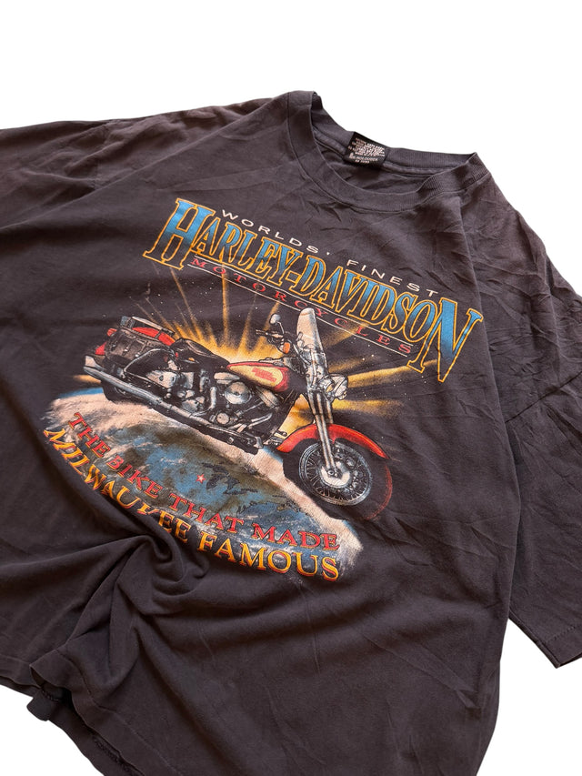 Vintage Harley-Davidson "Worlds Finest" The Bike That Made Milwaukee Famous Tee